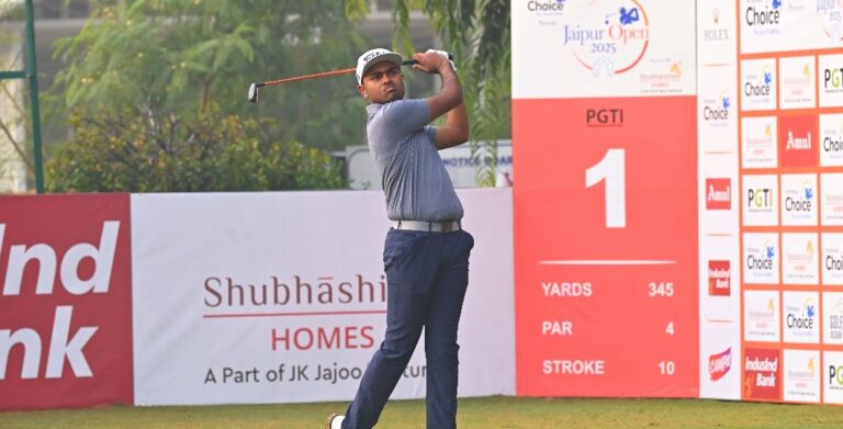 Teenager Manoj S shoots 63 to lead Jaipur Open