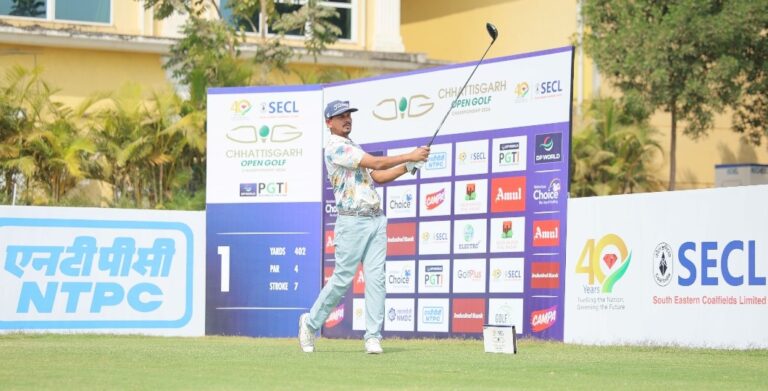 Akshay Sharma shoots 60 as Kartik Singh impresses on PGTI debut